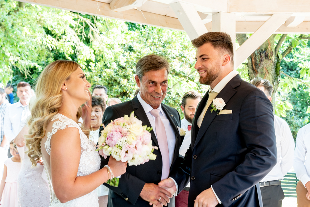 Übergabe Vater-Tochter Hochzeit Wedding